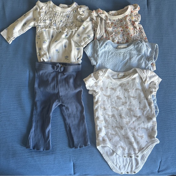 Baby 3-6 months bundle Rabbit Bear Floral, Animals and Blue Kids bodysuits - Picture 1 of 6